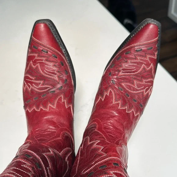Red Western Cowboy Boots - Picture 4 of 6